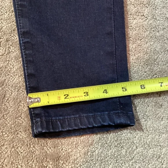 BLANKNYC Dark Wash Jeans, size 29, skinny ankle, 29”L, 8”rise, 5 pocket design - Picture 6 of 10
